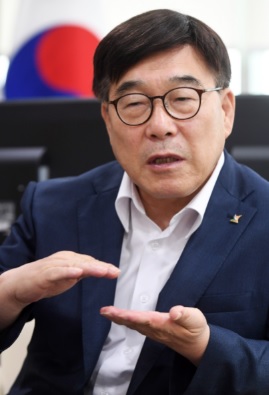 신동현.jpg