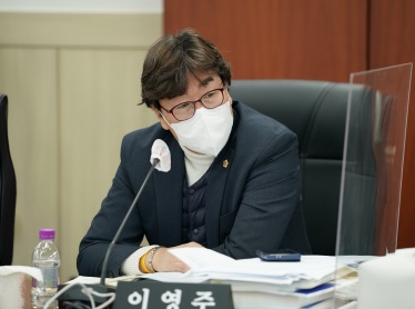 이영주.jpg