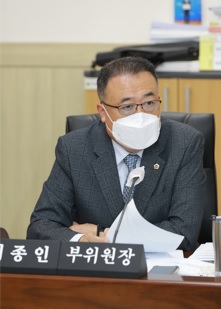 이종인.jpg
