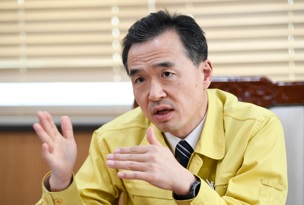 이항진.jpg