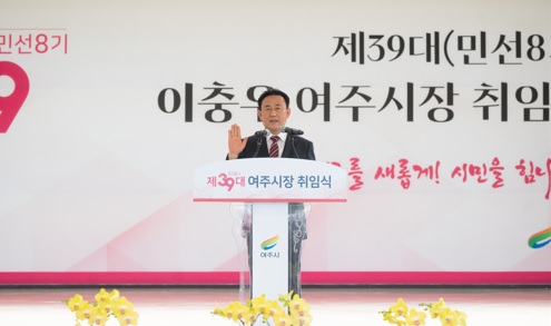 이충우2.jpg
