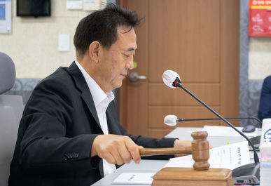 조례규칙심의.jpg