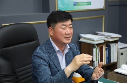 강성욱.jpg