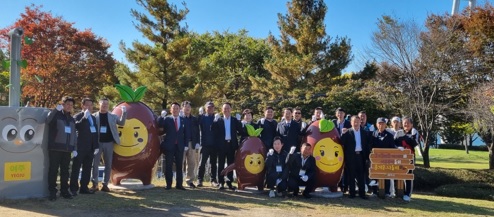 고구마조형물.jpg
