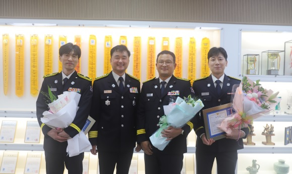 모범공무원.jpg