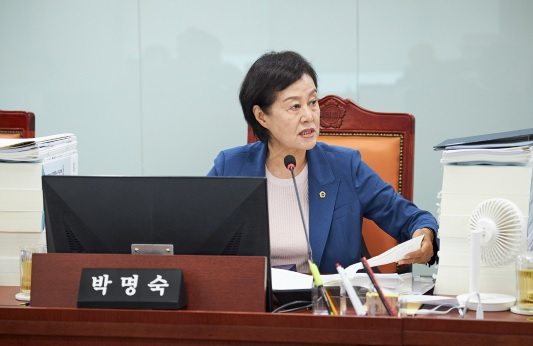 박명숙.jpg