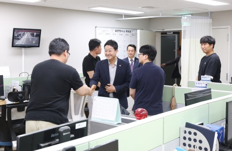 김진졍.jpg