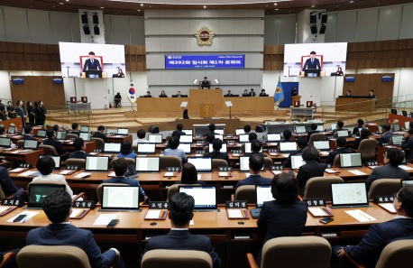 의회의장.jpg