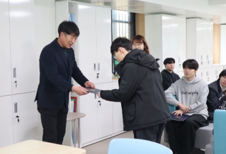 설성면 기관사회단체, 지역 인재 육성을 위한 장학금 전달