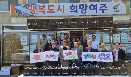 동진케이텍(주) 강천면의 봄을 녹이는 따뜻한 나눔, 성금 100만원 기탁