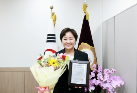 양평군의회 지민희 의장, 제23회 지역신문의 날 의정대상 수상