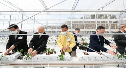 이상훈·장춘순 부부의 신기루 같았던 꿈이 현실이 된 “푸르메여주팜”
