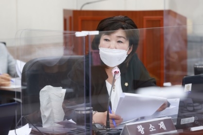 황소제 행정복지위원장, 학교 교복 지원사업 적극 개선 요청
