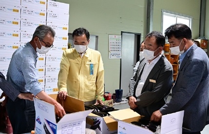 이항진 여주시장, 수출유망품목(가지) 수출 농가방문 격려