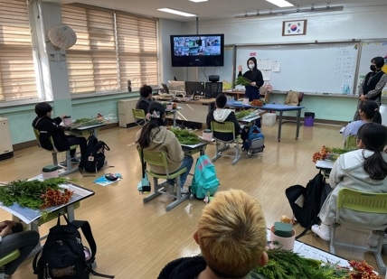 광주 선동초, 학부모회 재능기부 꽃꽂이 수업
