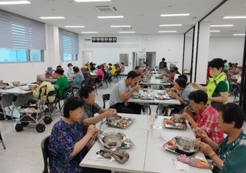 여주시 중앙동, ‘삼계탕드시고 무더운 여름 이겨내세요!’