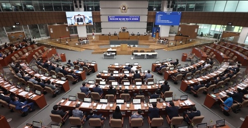 염종현 의원, 제11대 경기도의회 전반기 의장 당선