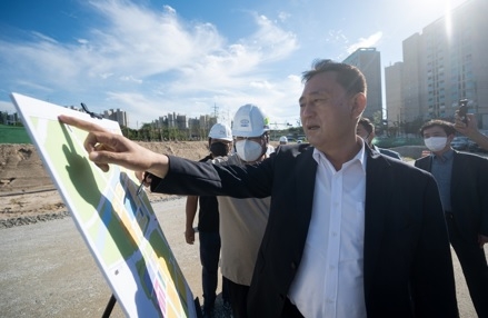 이충우 시장, 역세권 도시개발사업 조성공사 현장방문