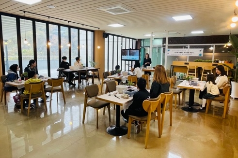 광주하남교육지원청, 특수교육 대상 학생 비장애 형제자매와 보호자가 함께하는 미니정원 만들기 운영
