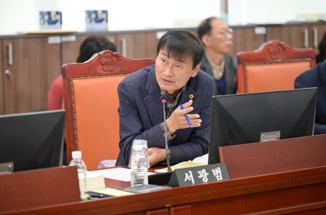 서광범 경기도의원, 농산물 출하시기에 맞춰 사업 진행할 것 강조