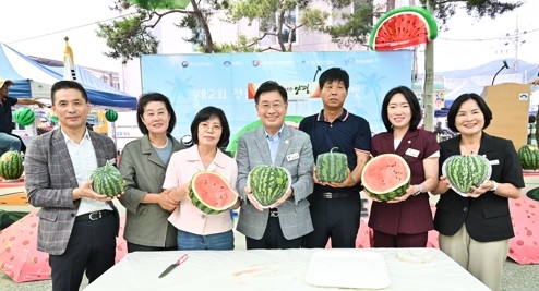 이틀간 4천명 다녀간 ‘청운시장 수박 플리마켓’ 성황