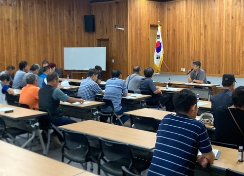 여주시, 개 식용 종식을 위한 농가 간담회 개최