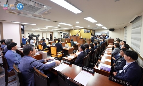 양평군의회, 양평군 중심지역관서 제도 폐지 촉구 결의안 채택