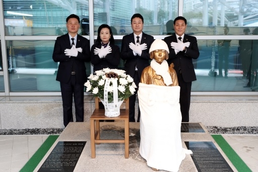 김진경 의장, 13일 ‘경기도의회 평화의 소녀상 건립 6주년 추모식’ 엄수