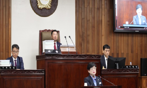 여주의회.jpg